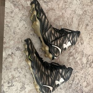 Under Armour Highlight Football Cleats (Used)